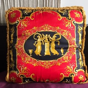 Versace pillow!✨